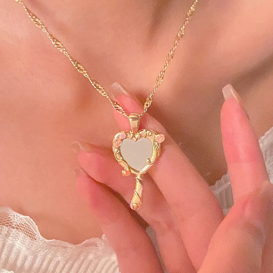 Unique Mirrored Pendant Necklace Heart Mirrored Charm Clavicle Chain for Women