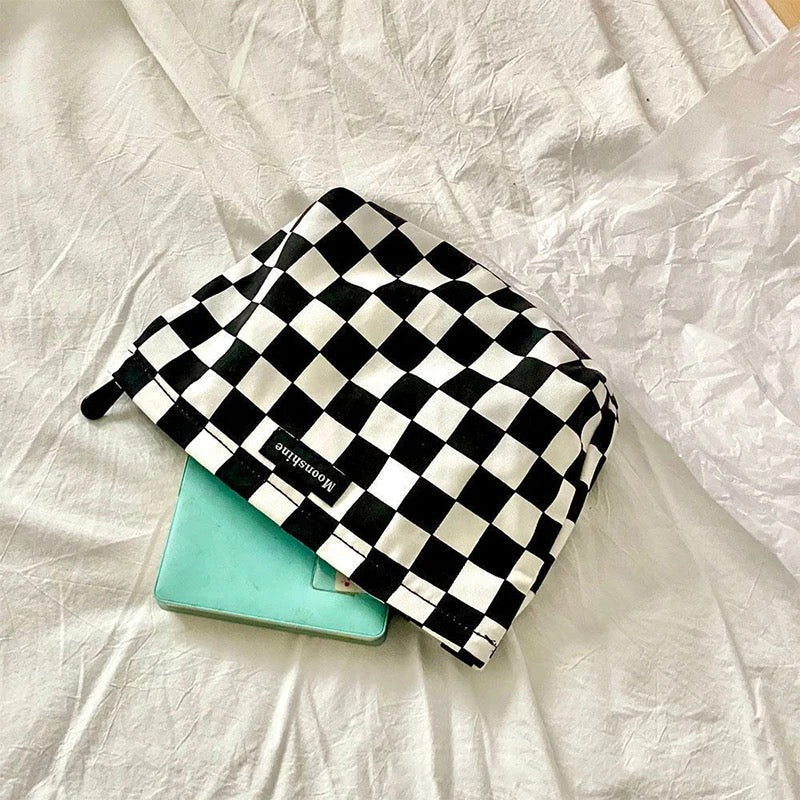 Black and White Plaid Makeup Bag Large Capacity Cosmetics Storage Bags Portable Checkerboard Toiletry Bag