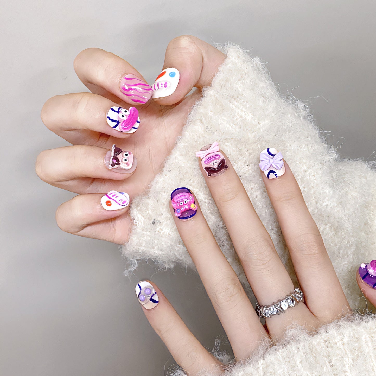 Press on nails handmade cute & ugly cartoon pattern nails art fake nails