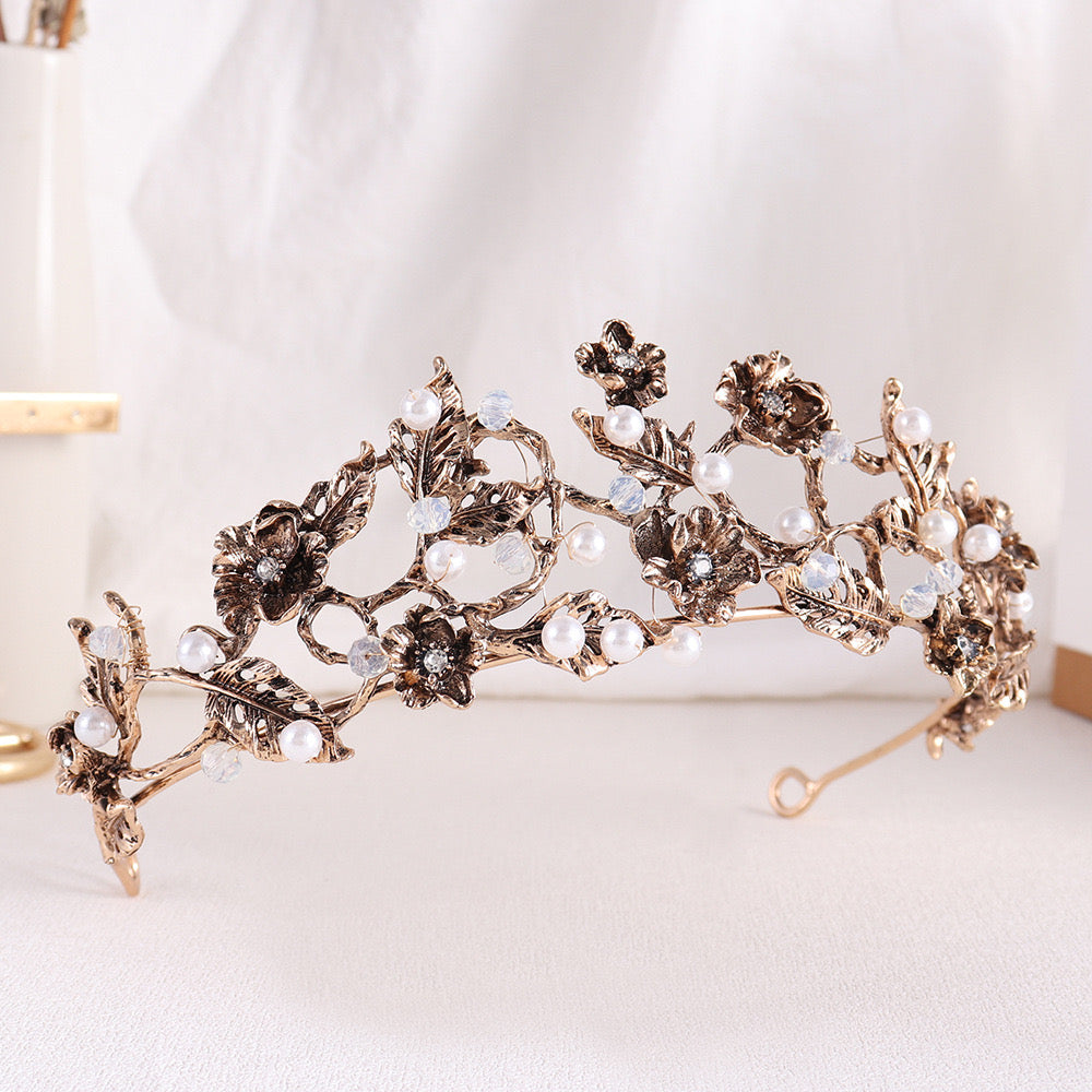 Baroque Crown Bridal Crystal Tiara Crown Gothic Wedding Headpiece Vintage Queen Hair Accessories for Women and Girls
