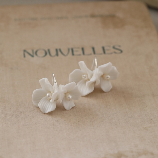 Flower Drop Earrings, Flower Dangle Earrings, Dainty Earrings, Floral Earrings, Long Drop Flower Earrings