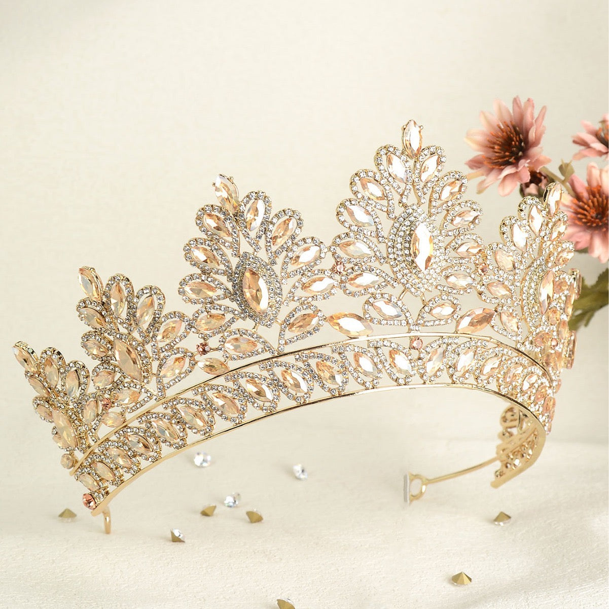 Gold Tiara Crown for Women Birthday Headband for Girls Crystal Queen Crown Hair Accessories for Bride Party Bridesmaids Bridal Prom Halloween Costume Cosplay Christmas