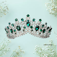 Load image into Gallery viewer, Green Vintage Crown and Tiara for Women, Princess Crown Queen Tiara Crystal Rhinestone Hair Accessories for Girls Bridal Bride, Wedding Prom Birthday Prom Costume Festival Party