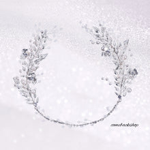 Load image into Gallery viewer, Bridal Headpiece Pearl Wedding Headband Flower Design Rhinestone Hair Accessories for Bride Bridesmaid