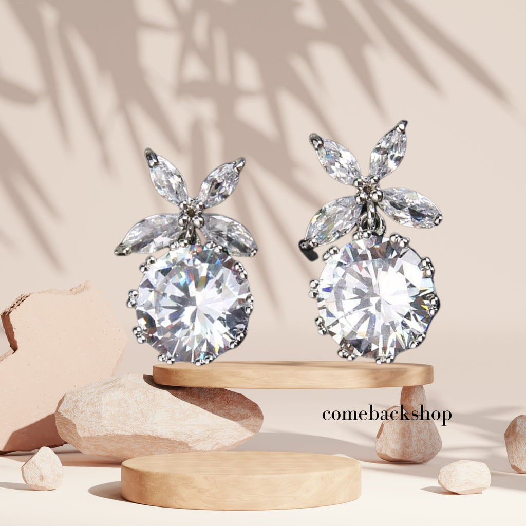 Butterfly Stud Earrings -Pave Butterfly Earrings for Women ，Good Gift for Sister, Lover