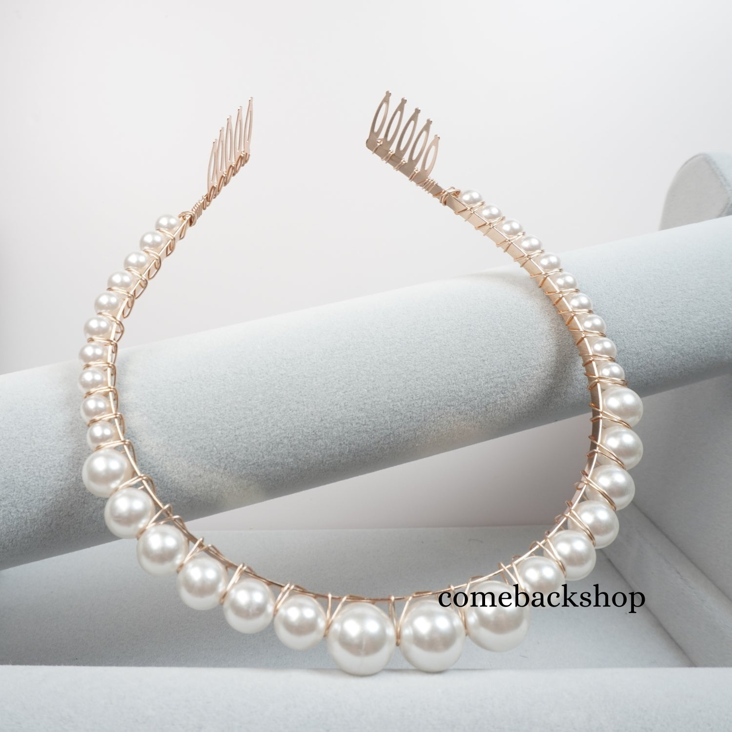 Aimimer Bridal Pearl Headband 3 Pcs Vintage Large Pearl Tiara Crown Ivory  Simulated Pearl Hair Hoop for Wedding Prom Party Hair Jewelry for Women and