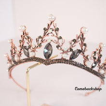 Load image into Gallery viewer, Princess Crown for Women, Crystal Queen Tiaras for Girls Bridal Hair Accessories Gifts for Birthday Wedding Prom, Bridal Party, Pageant, Halloween Christmas