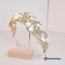 Load image into Gallery viewer, Baroque Handmade Gold Flower Leaf Tiara Crowns Wedding Hair Vine,Swarovski
