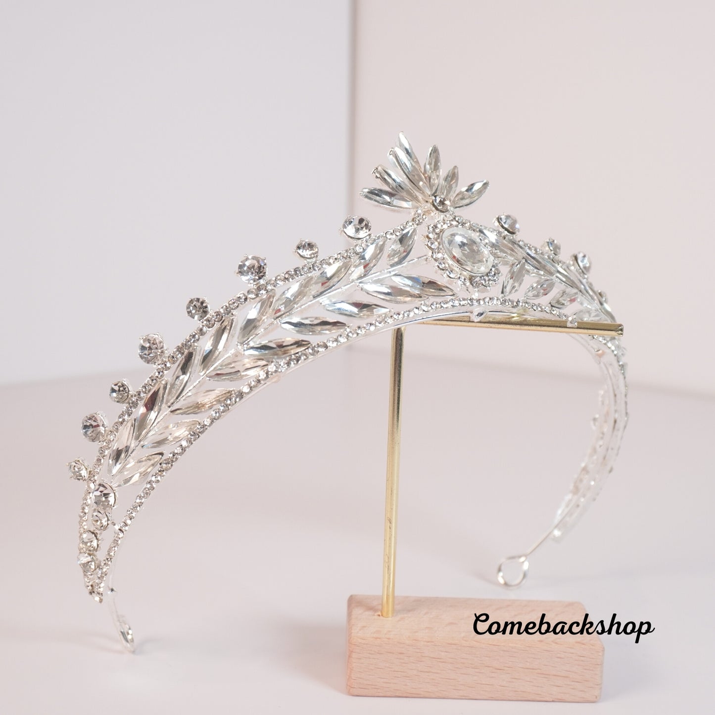 Silver Crystal Crowns and Tiaras Women Queen Crown Princess Hair Accessories Christmas Birthday Halloween Party Wedding Tiaras Valentines