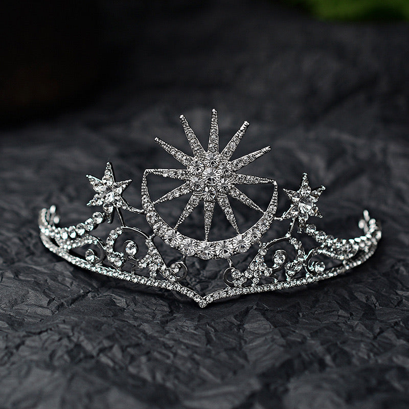 Queen Tiaras and Crown with Comb for Womens Birthday Girls Prom Halloween,Swarovski